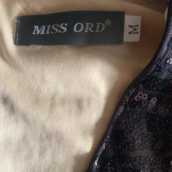 MISS ORD Size Medium Sequin Dress - Picture 2 of 4